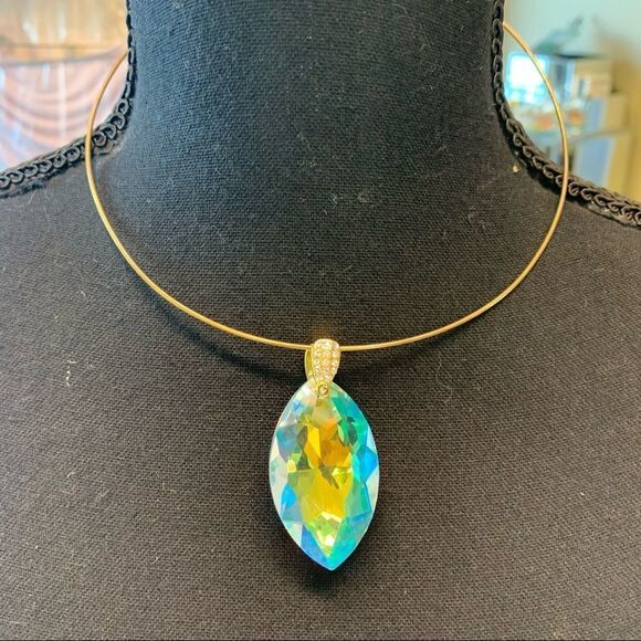 Natural Crystal Aurore Boreale necklace pendant - Picture 5 of 5